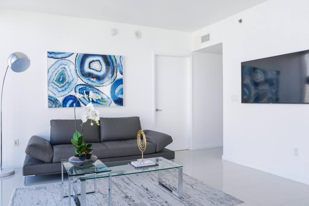 Wonderful 2 Bedroom Apt With Ocean Views At Icon Brickell Miami Exterior foto